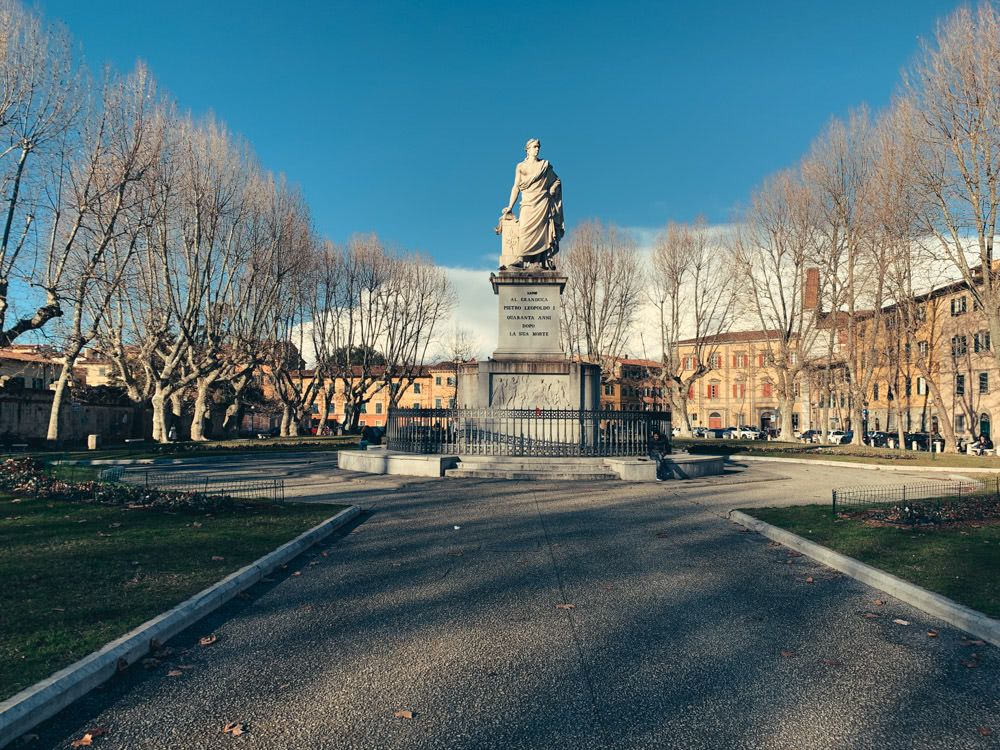 A park with a statue of Pietro Leopoldo I