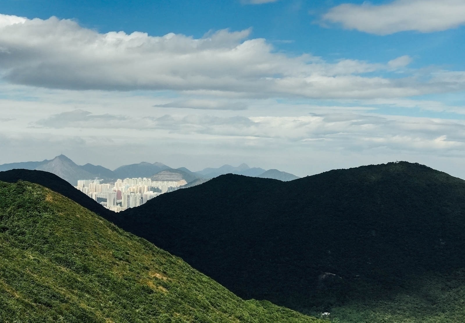 Views from the Dragon’s Back Trek